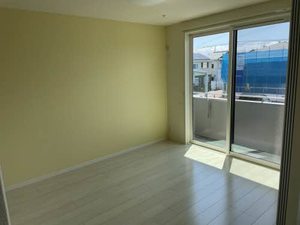 セントラル　レジデンス　Ⅲ 0202号-3