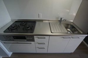 メゾンソレイユ B201号-4