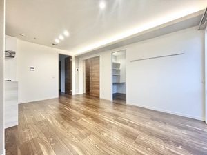 メゾンソレイユ B202号-2