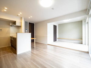 ヴィラソレーユ古曽部町ＡＢ B103号-3