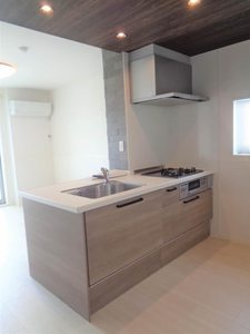 シャーメゾン　ルイ 0201号-2