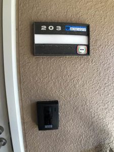 エスコートグリーン B203号-2