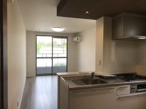 シャーメゾンガーデンズ紀三井寺 0102号-2