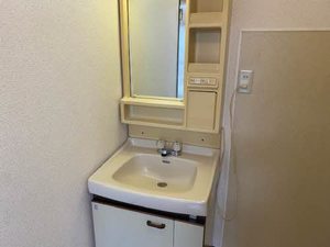 ファミールホリイ A202号-11