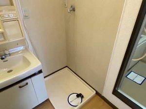 ファミールホリイ A202号-12