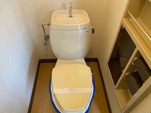 ファミールホリイ A202号-14