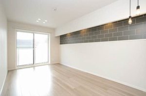 シャーメゾン　ストラーダ 0305号-2