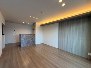 ＥＣＲＡＧＥ西宮 0303号-4