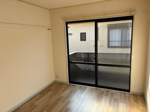 イースト　コート B202号-5