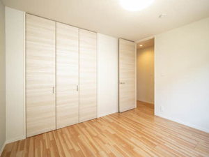 Ｓｈａ　Ｍａｉｓｏｎ　Ｃｌｏｃｈｅｔｔｅ 0102号-12