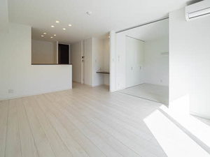 オカバ姫路岡町シャーメゾン B106号-4