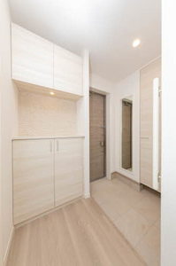 Ｃｈａｌｅｕｒ　江坂 0106号-4