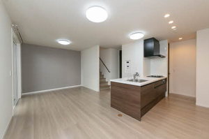 シャーメゾン恵 000D号-2