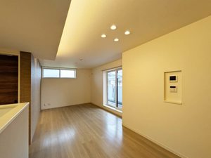 ＡＺＵＲＥ　天道町 0201号-3