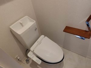 メゾン・デ・ジュネス 0201号-6