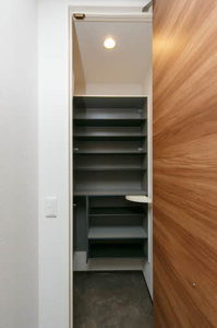 シャーメゾン　カーサレジオ 0201号-4