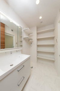 シャーメゾン　カーサレジオ 0201号-6