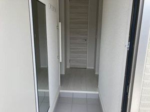 シャーメゾン岩倉 0101号-8