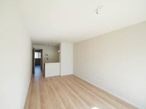 カーサ・ヴァレンティア 0101号-2