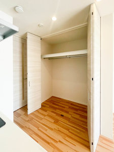 Ｇｒａｎｄｉｏｓｏ　伊丹 0203号-4