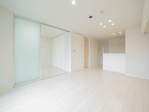 シャーメゾンステージ茨木春日 0215号-2