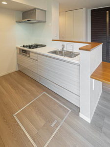 ＳｈａＭａｉｓｏｎ　ＲｏｓｅＧｒｏｖｅ 0102号-5