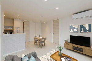 Ａｖａｎｃｅ（アヴァンセ） 0102号-2