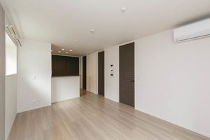 シャーメゾン　シャルム本町 0102号-2