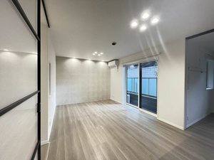 シャーメゾン　ナカナカ 0102号-2