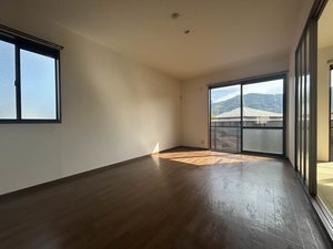 ＣＬＡＩＲ　嵯峨 0207号-3