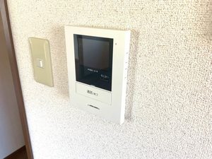 お問合せ番号：001133705201-12