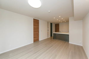 ヴェスプッチ　二条城 0101号-2