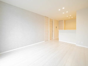 シャーメゾン土山口 0101号-2