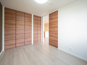 シャーメゾン　リヴィエール 0102号-9