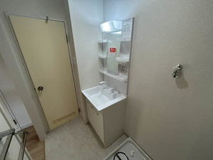 ホワイティハイツＣ棟 C205号-8