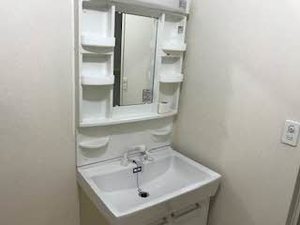 ヴィラ・イグレット B203号-8