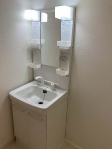 ハイツ岡町 0201号-3