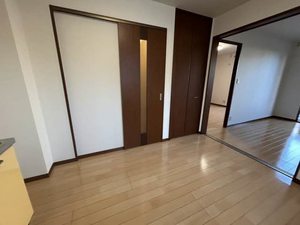 シャーメゾン茨木 0201号-6