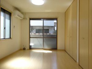 シャーメゾン１番館 0105号-5