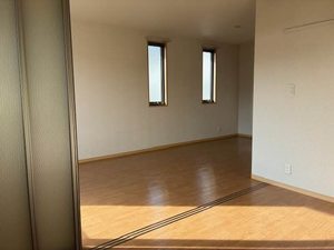 シャーメゾンひえ島 0203号-3