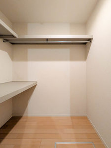 ＧＲＥＥＮ　ＨＩＬＬ 0105号-5