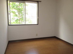 ドミールカンザカ A103号-4