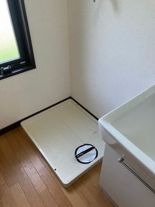 コ　モ　ド 0201号-9