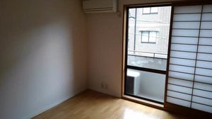 アーバン ソレイユ 0203号-5