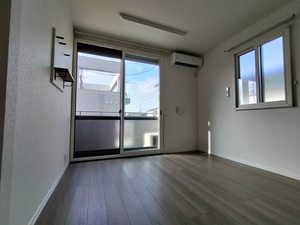 メゾン・ド・パーシモン 0101号-4