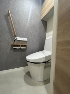 ヴィヴァーチェ桂 0203号-8