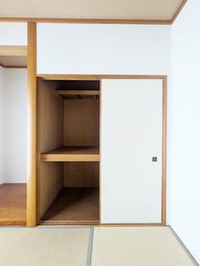 お問合せ番号：700076000001-8