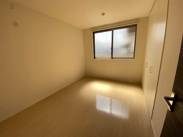 サンヒルズ阪奈 A107号-3