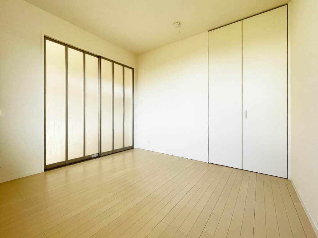 ＤＯＭＵＳ・カギヤ 0102号-8