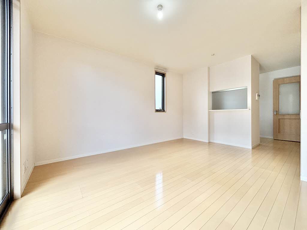 レジデンスコート　加西 A103号-2